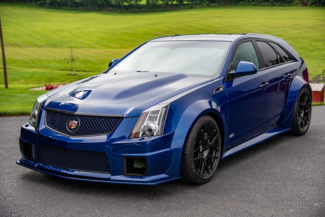 2012 Cadillac CTS-V 2nd Gen - Image 2 of 31