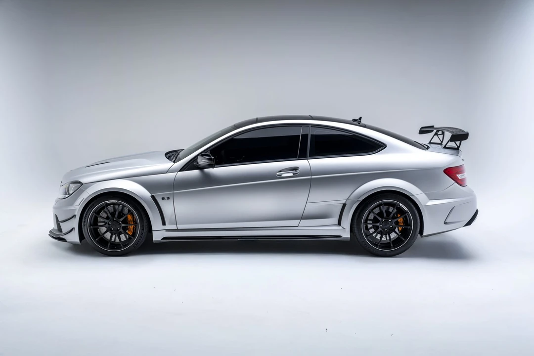 2012 Mercedes-Benz C63 AMG Black Series - Image 27 of 31