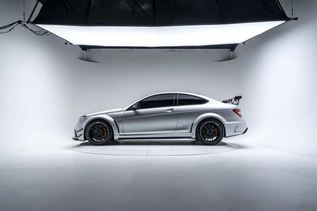 2012 Mercedes-Benz C63 AMG Black Series - Image 10 of 31