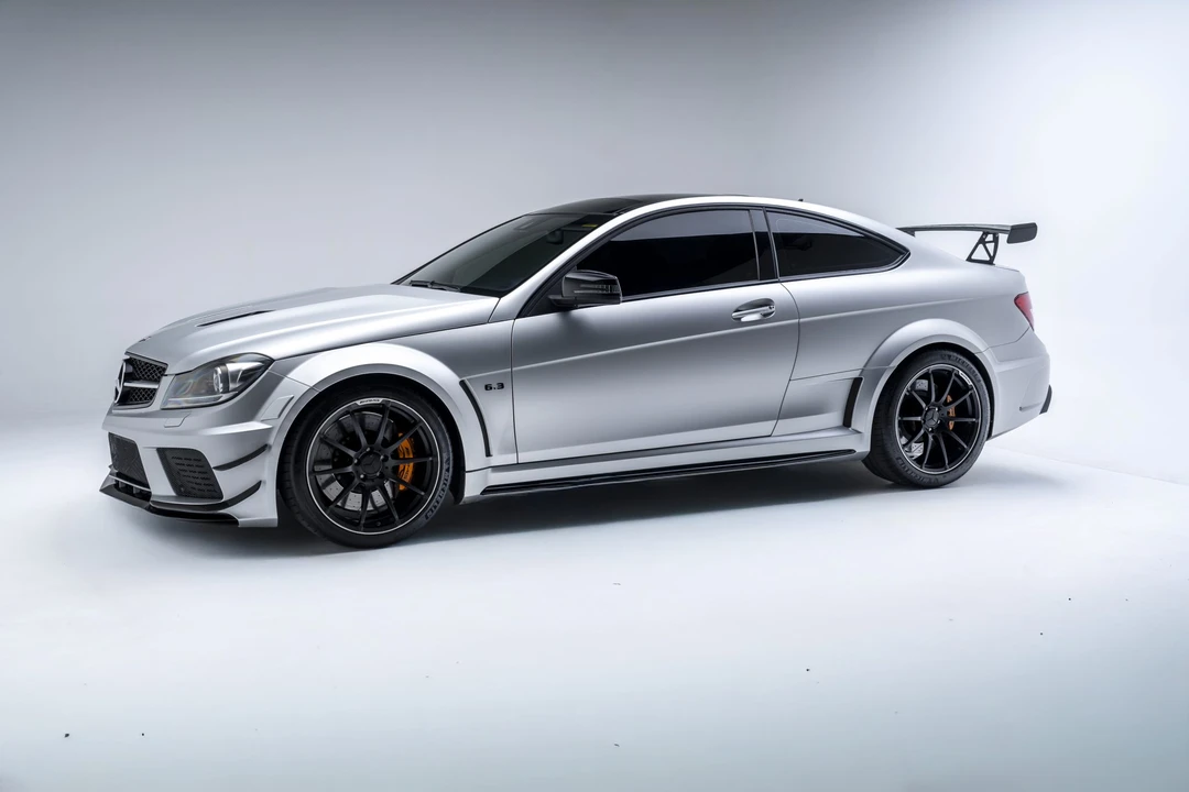 2012 Mercedes-Benz C63 AMG Black Series - Image 25 of 31