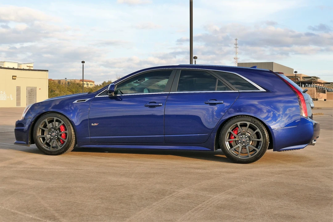 2013 Cadillac CTS-V 2nd Gen - Image 10 of 31