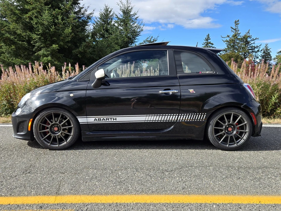 2013 Fiat Abarth 500 - Image 10 of 31