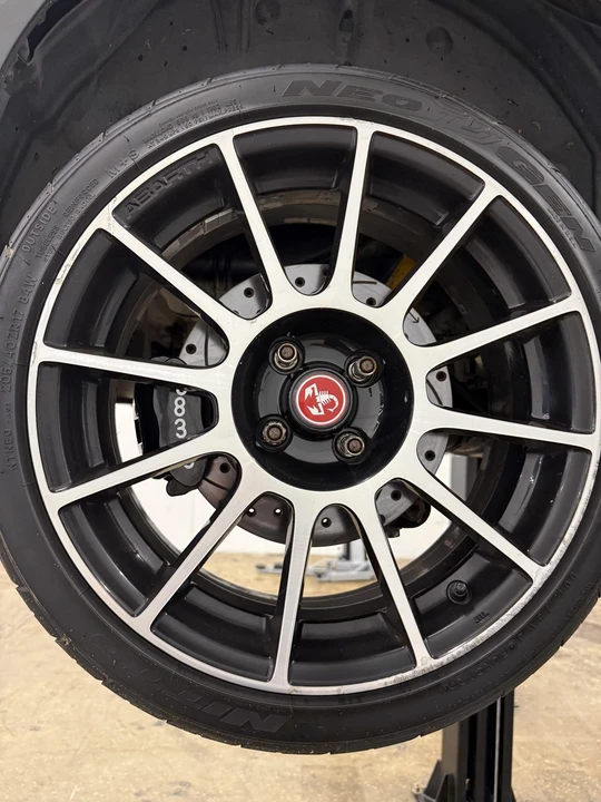 2013 Fiat Abarth 500 - Image 25 of 31