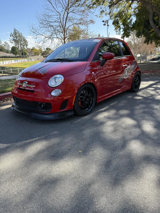 2013 Fiat Abarth 500 - Image 2 of 31