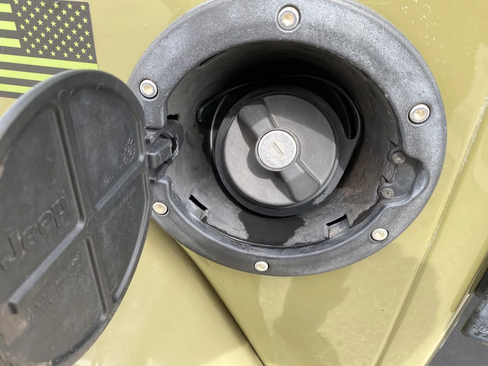 2013 Jeep JK Wrangler - Image 19 of 31