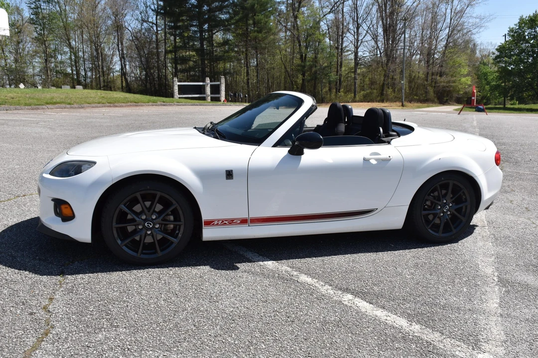 2013 Mazda NC MX-5 Miata - Image 3 of 31