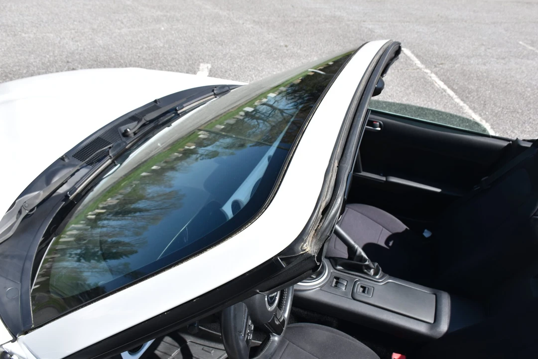 2013 Mazda NC MX-5 Miata - Image 29 of 31