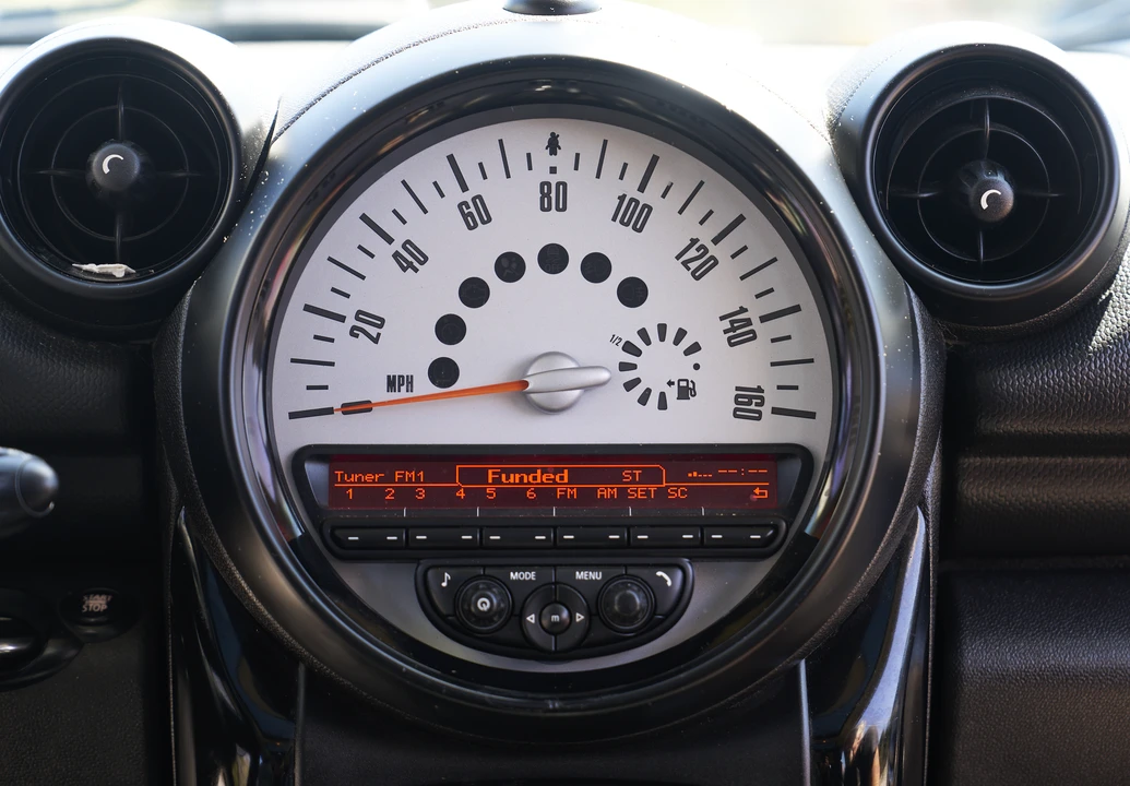 2013 Mini Paceman - Image 26 of 31