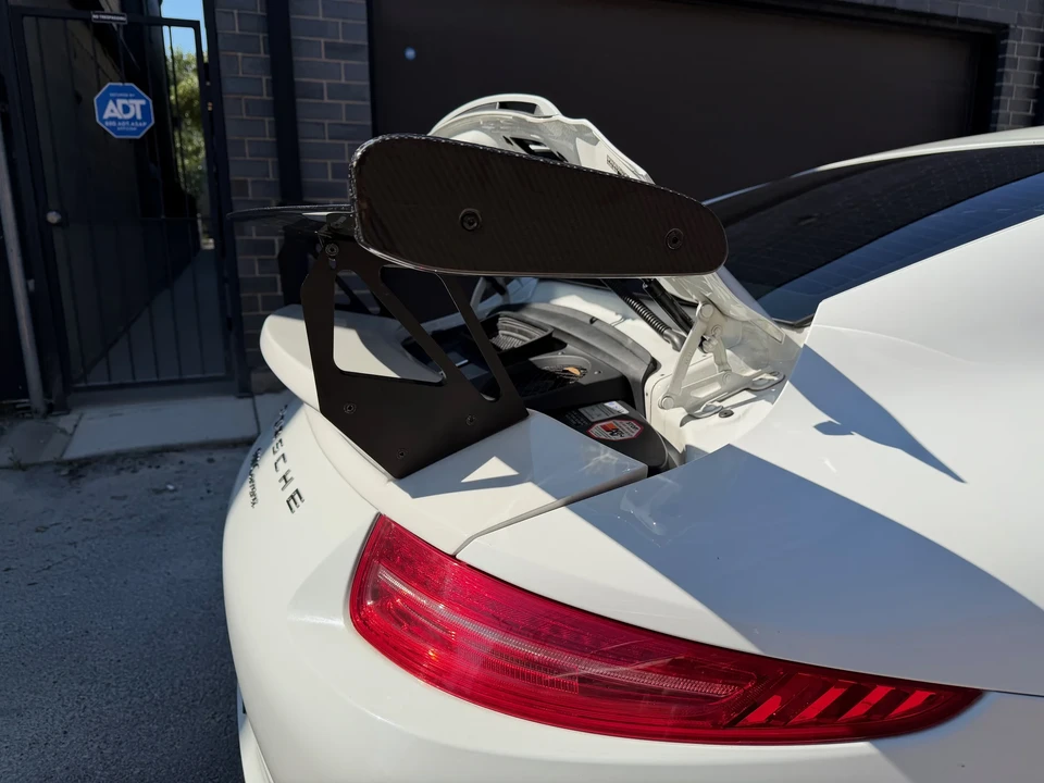 2013 Porsche 991 Carrera - Image 28 of 31