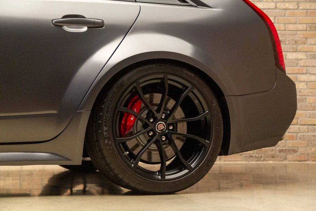 2014 Cadillac CTS-V 2nd Gen - Image 25 of 31