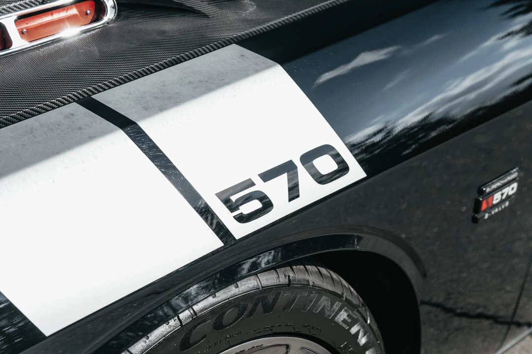 2014 Dodge Challenger 3rd Gen - Image 19 of 31