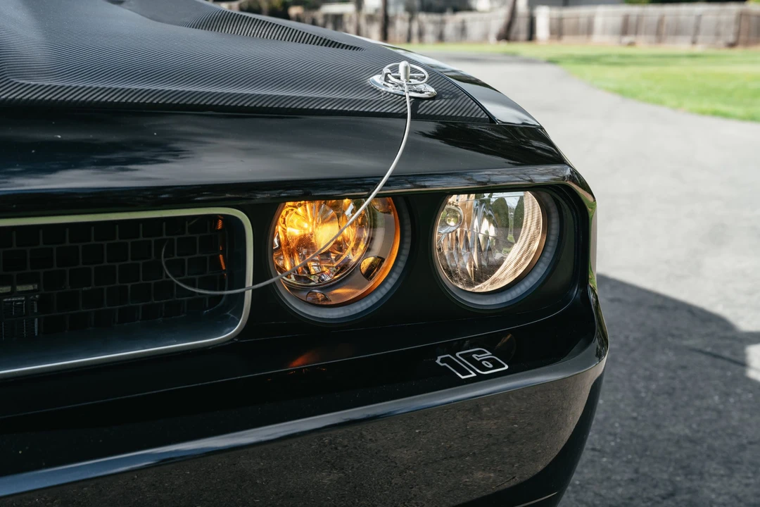 2014 Dodge Challenger 3rd Gen - Image 15 of 31