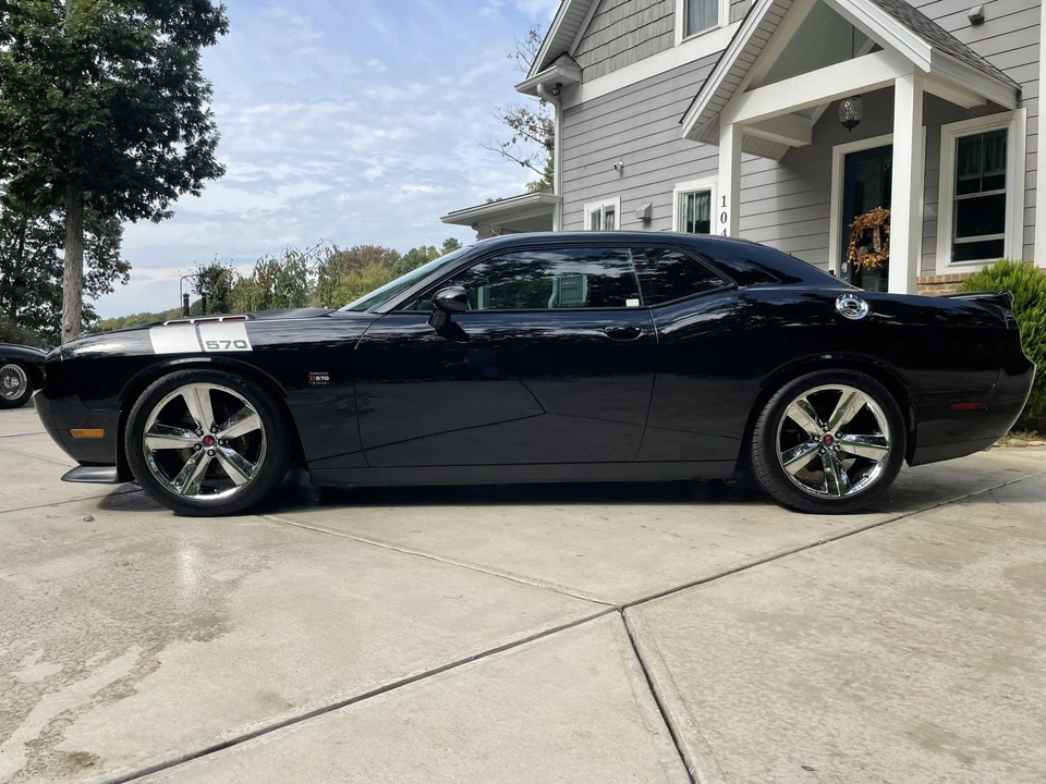 2014 Dodge Challenger 3rd Gen - Image 7 of 31