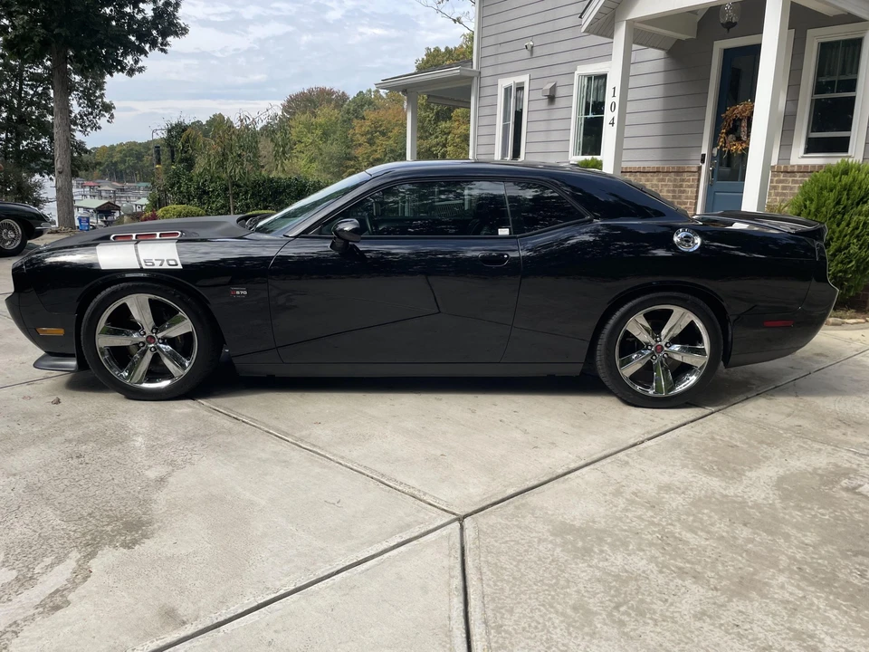 2014 Dodge Challenger 3rd Gen - Image 9 of 31