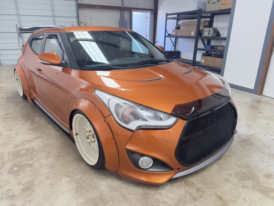 2014 Hyundai Veloster - Image 13 of 31