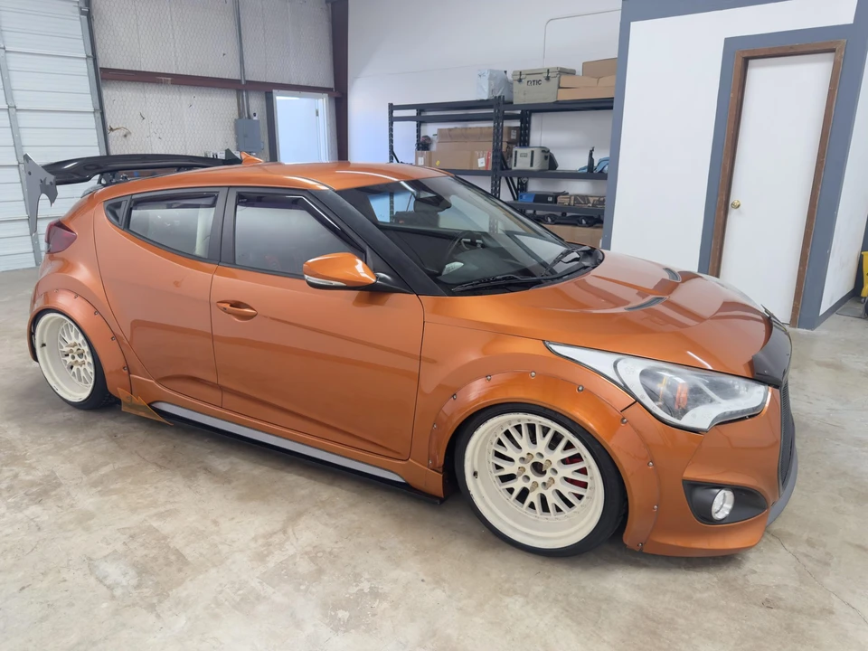 2014 Hyundai Veloster - Image 11 of 31