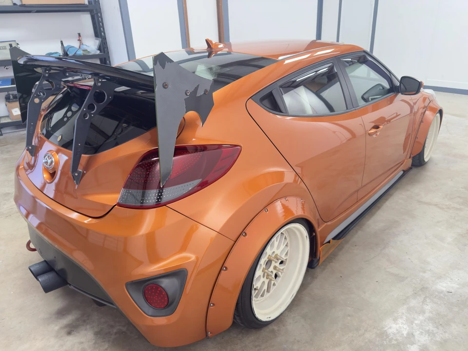 2014 Hyundai Veloster - Image 10 of 31