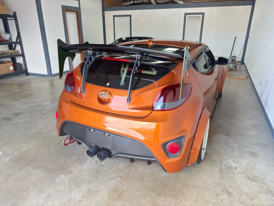 2014 Hyundai Veloster - Image 9 of 31