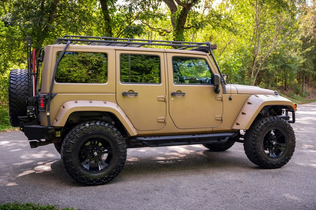 2014 Jeep JK Wrangler - Image 15 of 31