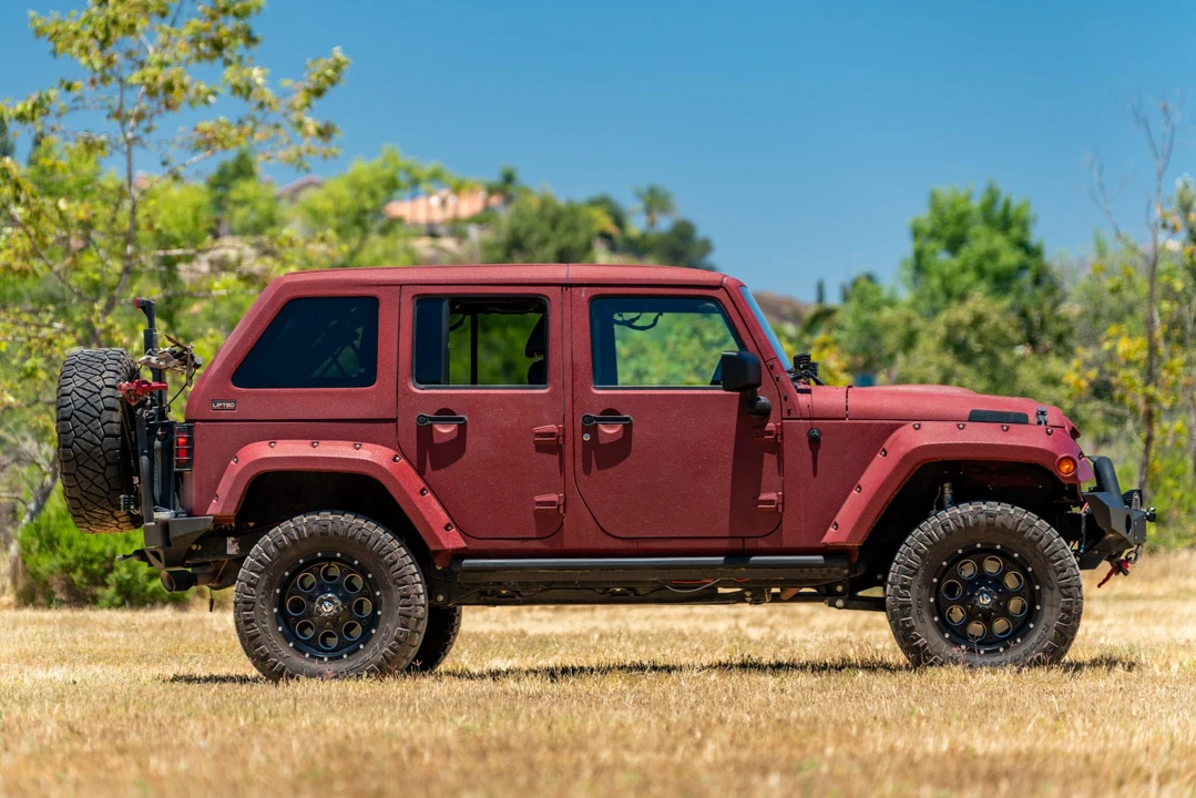 2014 Jeep JK Wrangler - Image 6 of 31