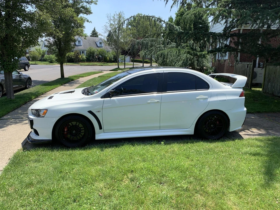 2014 Mitsubishi Lancer Evolution X 9th Gen - Image 15 of 31