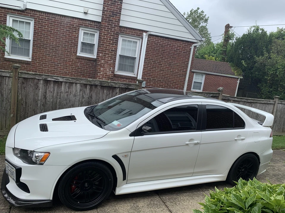 2014 Mitsubishi Lancer Evolution X 9th Gen - Image 16 of 31