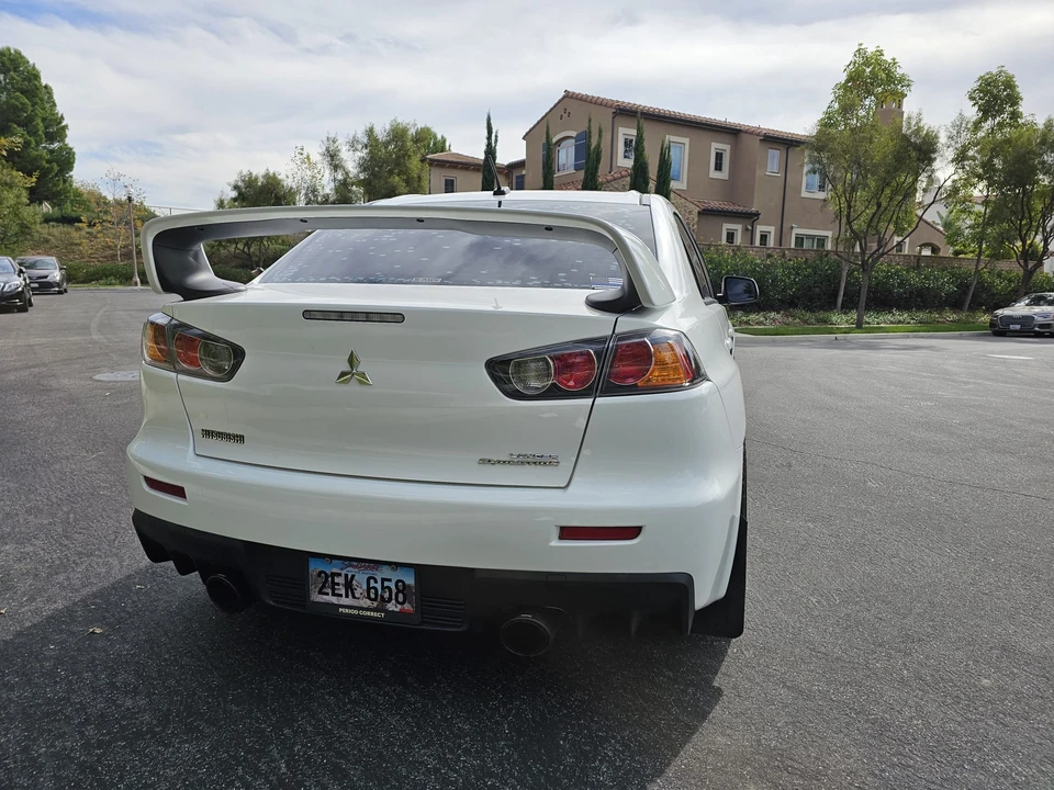 2014 Mitsubishi Lancer Evolution X 9th Gen - Image 14 of 31