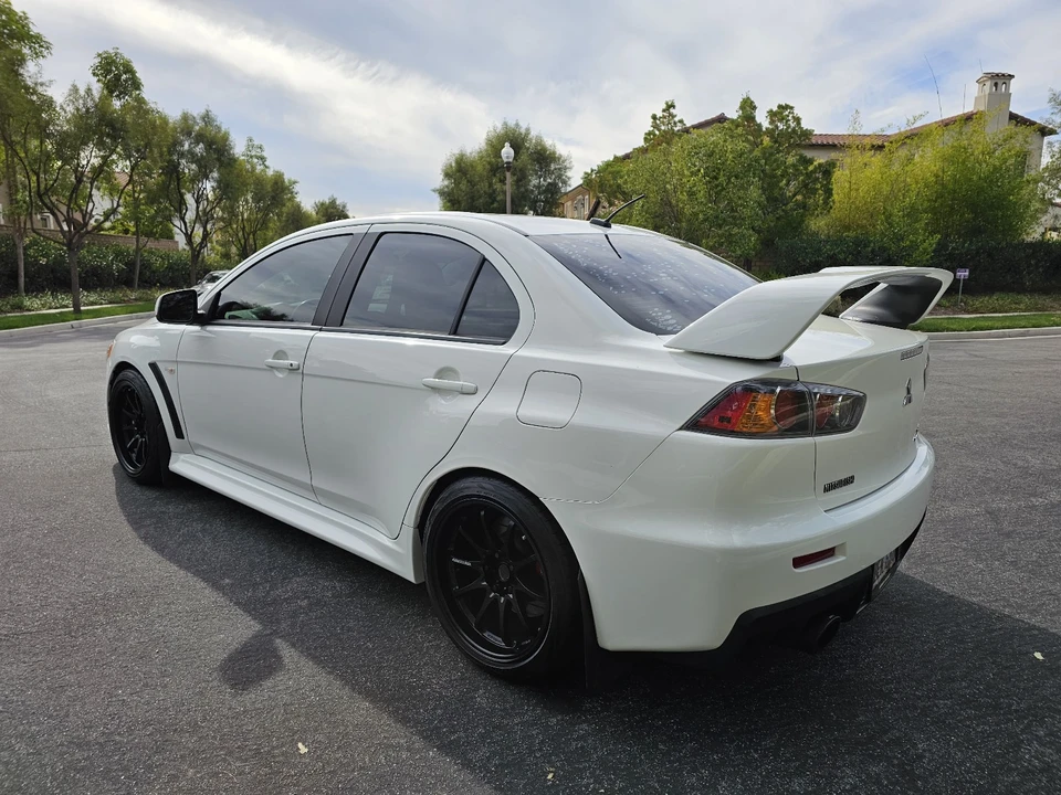 2014 Mitsubishi Lancer Evolution X 9th Gen - Image 13 of 31