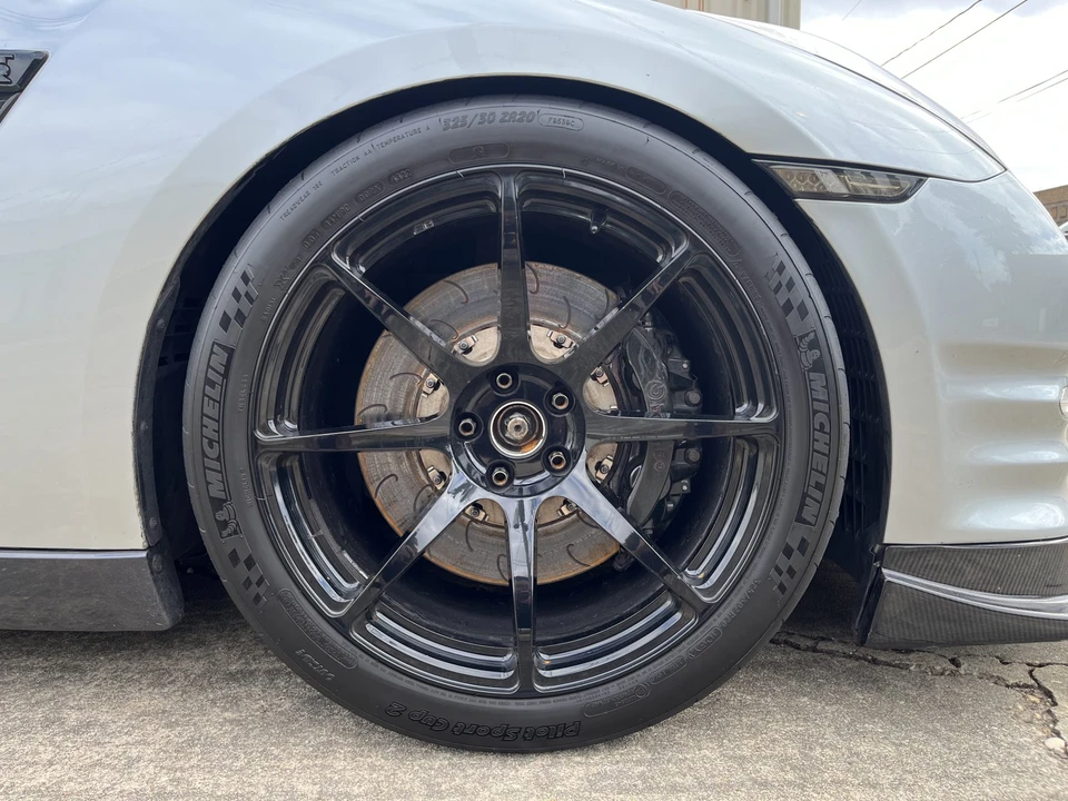 2014 Nissan R35 GT-R Track Edition - Image 24 of 31