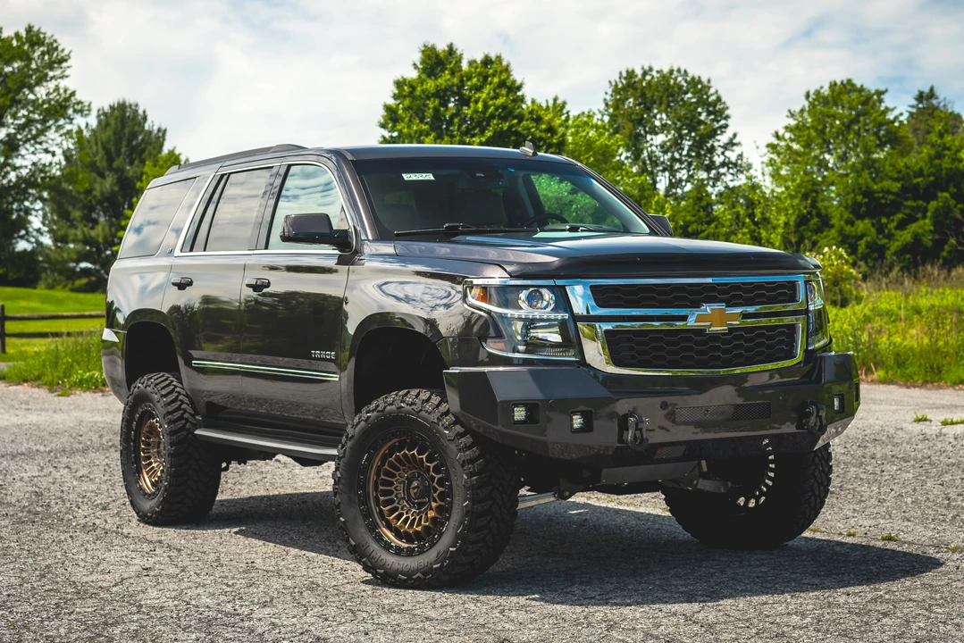2015 Chevrolet Tahoe 4th Gen - Image 2 of 31