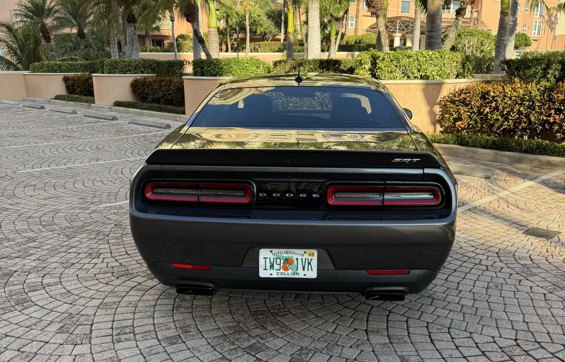2015 Dodge Challenger SRT Hellcat 3rd Gen - Image 6 of 31