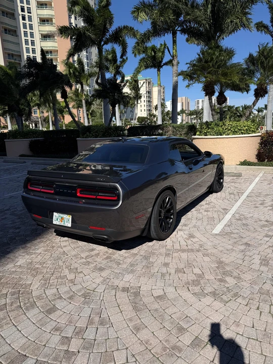 2015 Dodge Challenger SRT Hellcat 3rd Gen - Image 7 of 31