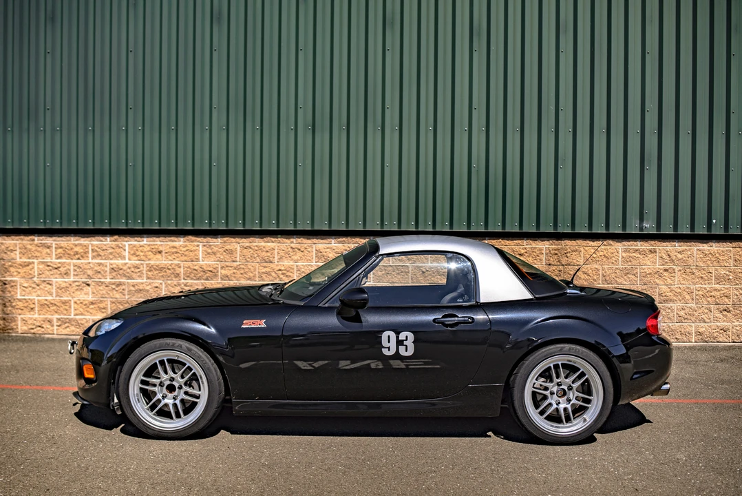 2015 Mazda NC MX-5 Miata - Image 2 of 31