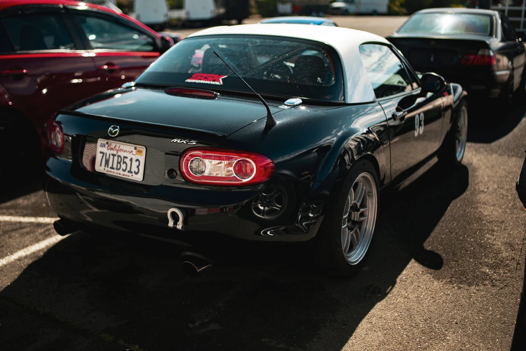 2015 Mazda NC MX-5 Miata - Image 24 of 31