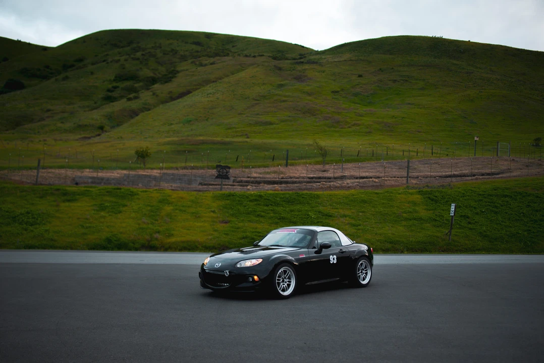 2015 Mazda NC MX-5 Miata - Image 8 of 31