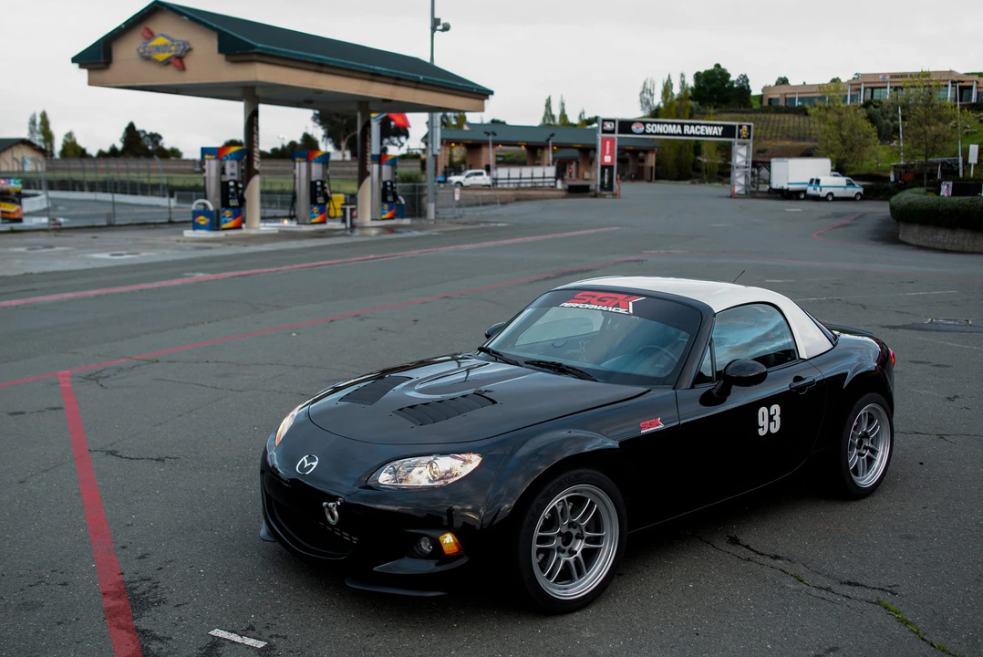 2015 Mazda NC MX-5 Miata - Image 12 of 31