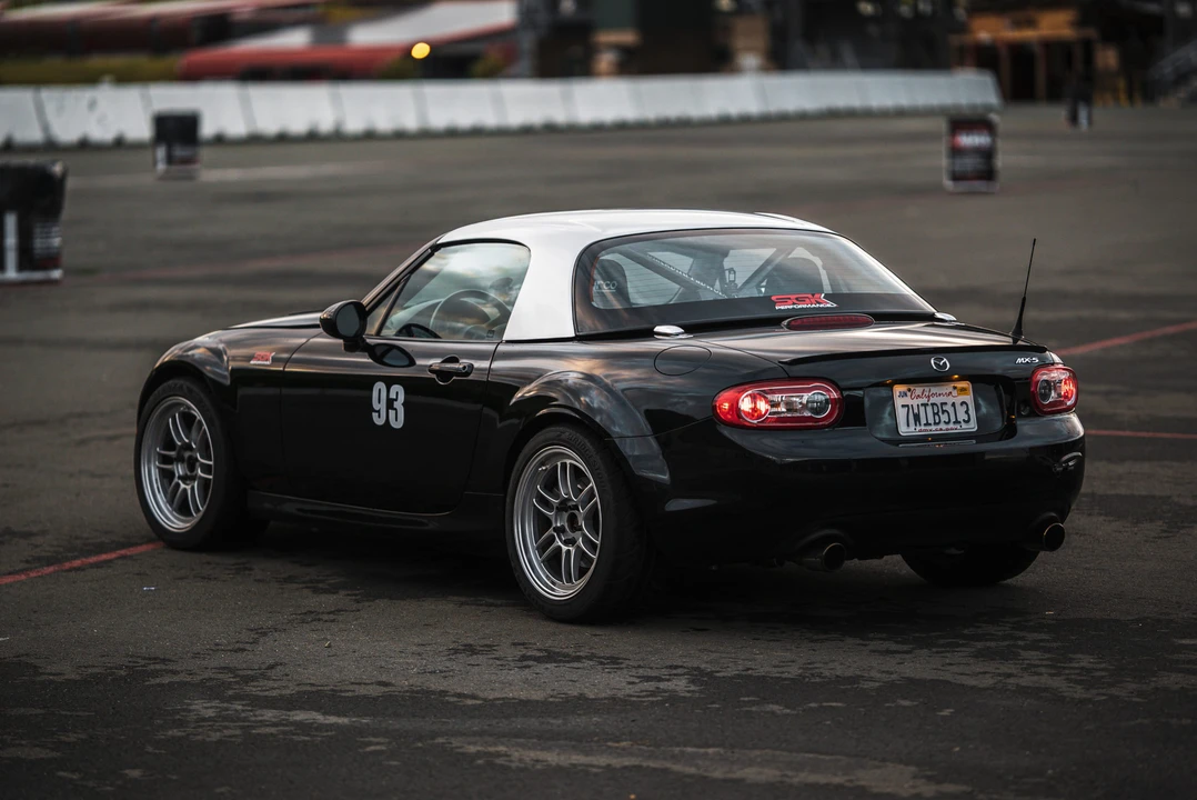 2015 Mazda NC MX-5 Miata - Image 31 of 31