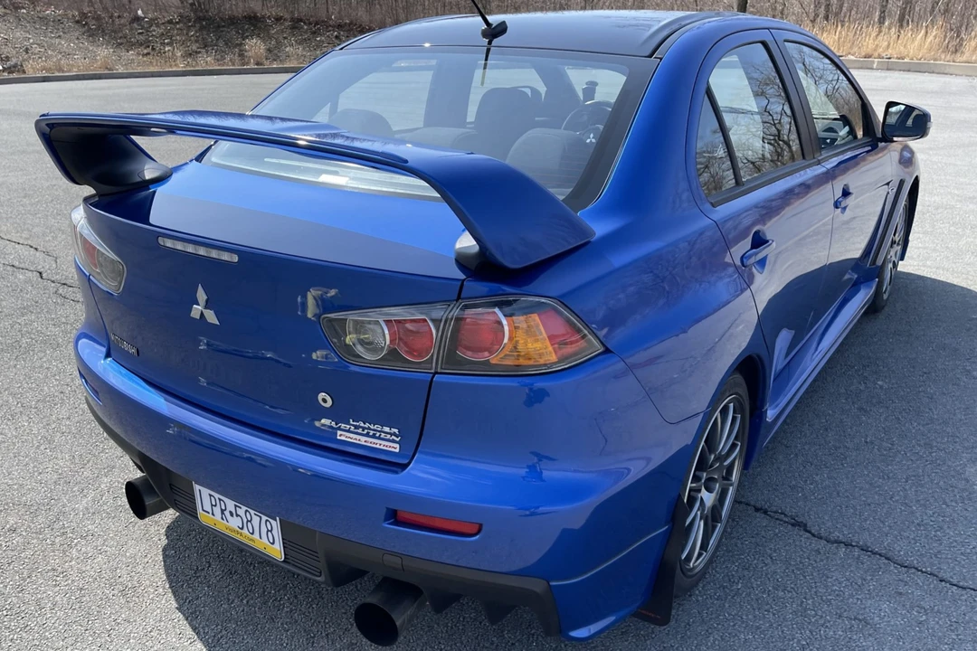2015 Mitsubishi Lancer Evolution X 9th Gen - Image 18 of 31