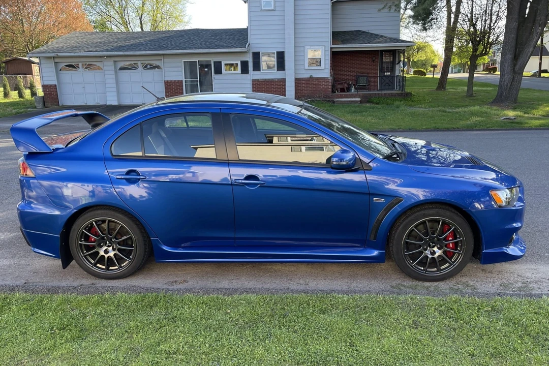 2015 Mitsubishi Lancer Evolution X 9th Gen - Image 16 of 31