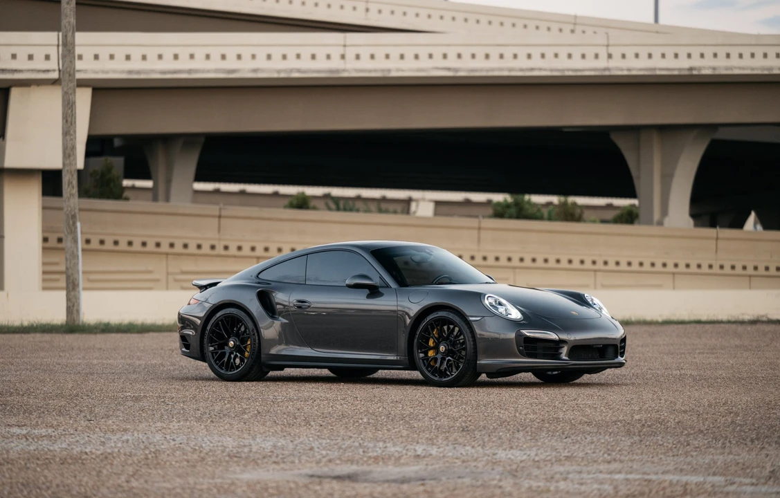 2015 Porsche 991 Turbo S - Image 25 of 31
