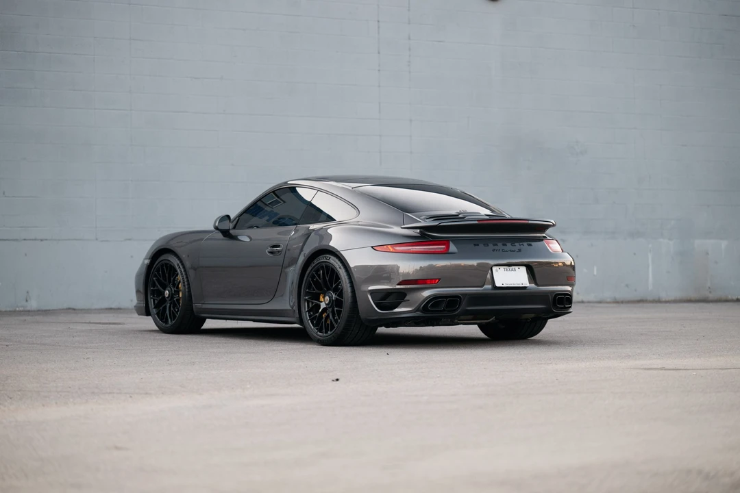 2015 Porsche 991 Turbo S - Image 16 of 31