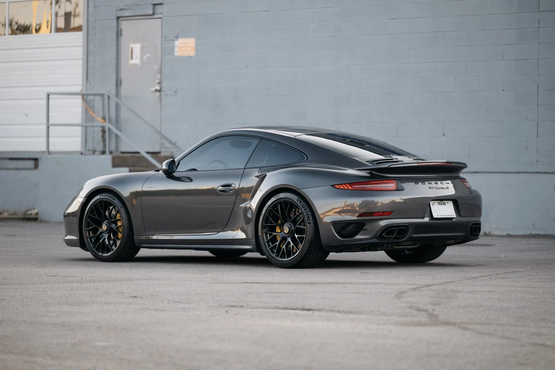 2015 Porsche 991 Turbo S - Image 17 of 31