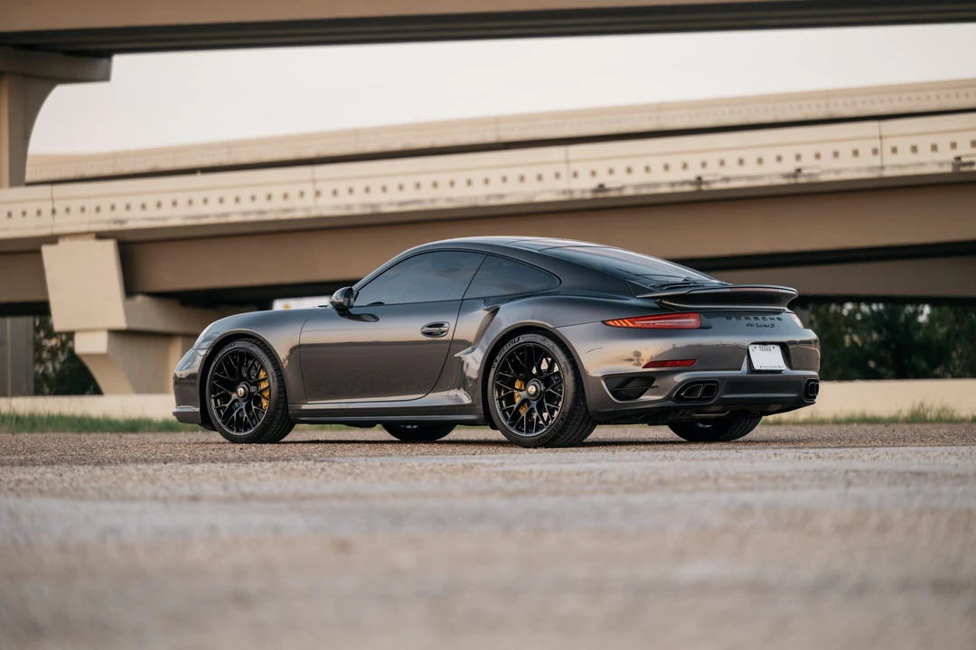 2015 Porsche 991 Turbo S - Image 28 of 31