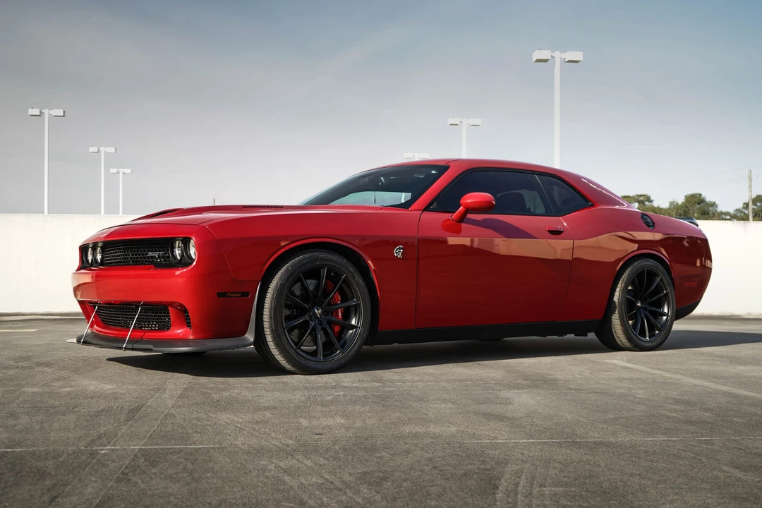 2016 Dodge Challenger SRT Hellcat 3rd Gen - Image 28 of 31