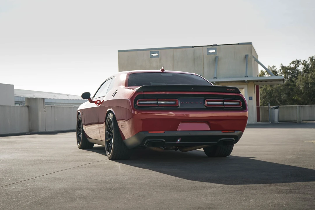 2016 Dodge Challenger SRT Hellcat 3rd Gen - Image 22 of 31