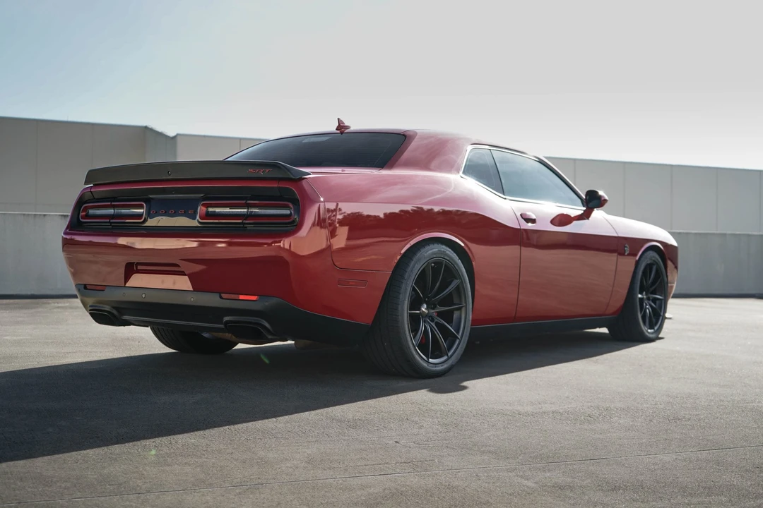 2016 Dodge Challenger SRT Hellcat 3rd Gen - Image 18 of 31