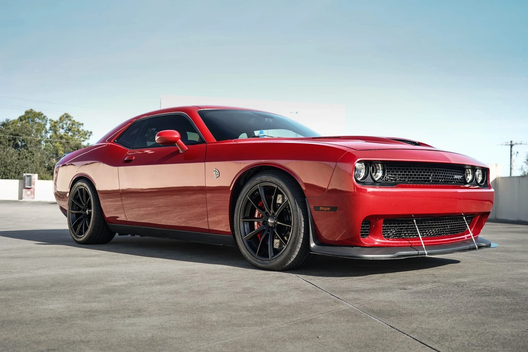 2016 Dodge Challenger SRT Hellcat 3rd Gen - Image 12 of 31