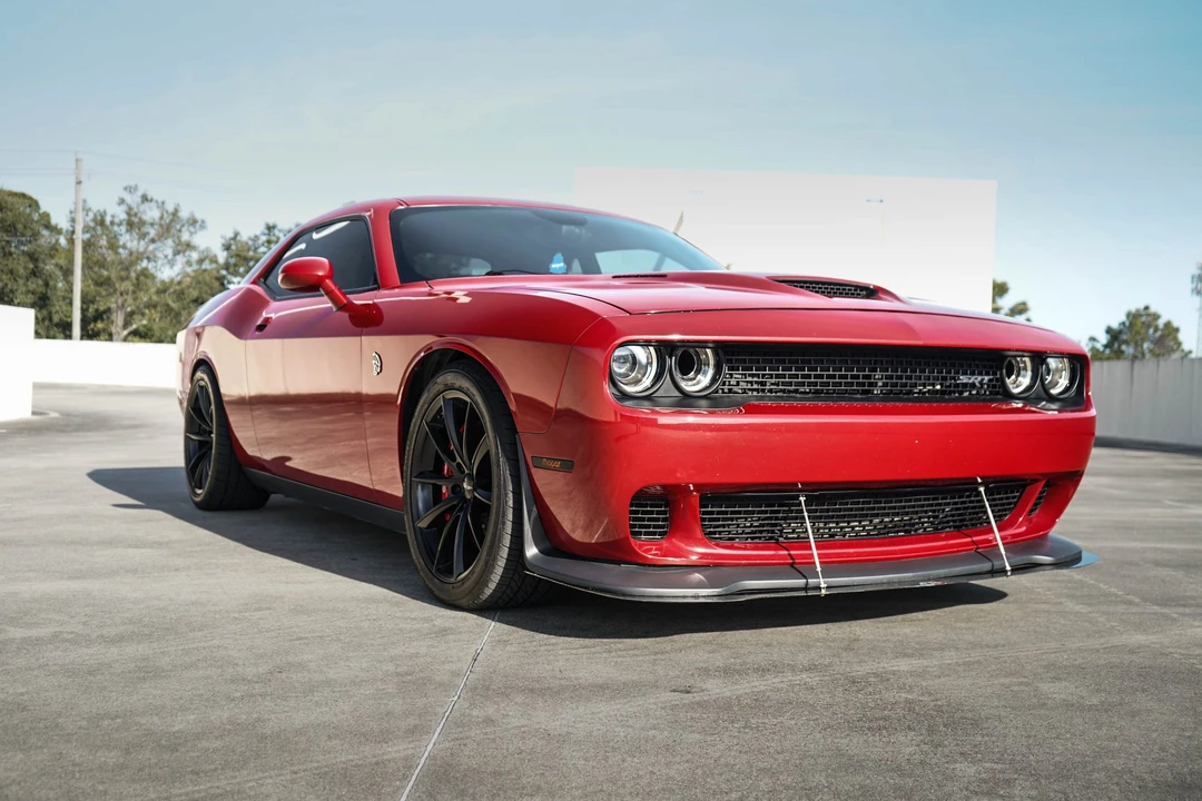 2016 Dodge Challenger SRT Hellcat 3rd Gen - Image 11 of 31
