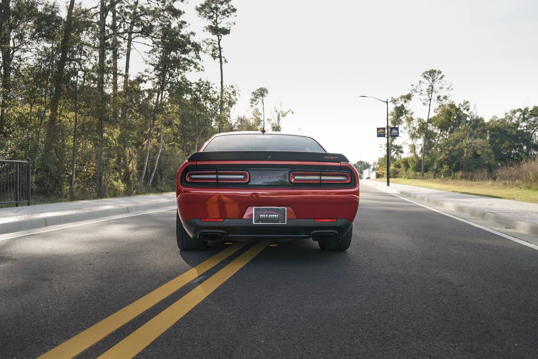 2016 Dodge Challenger SRT Hellcat 3rd Gen - Image 20 of 31