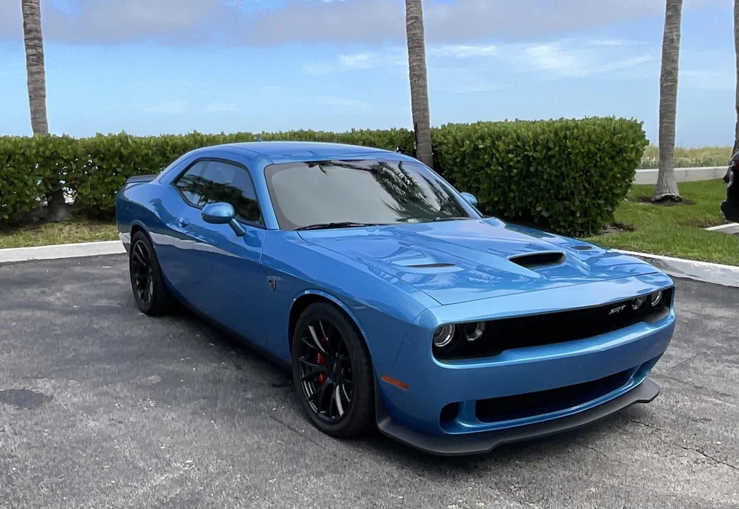 2016 Dodge Challenger SRT Hellcat 3rd Gen - Image 15 of 31